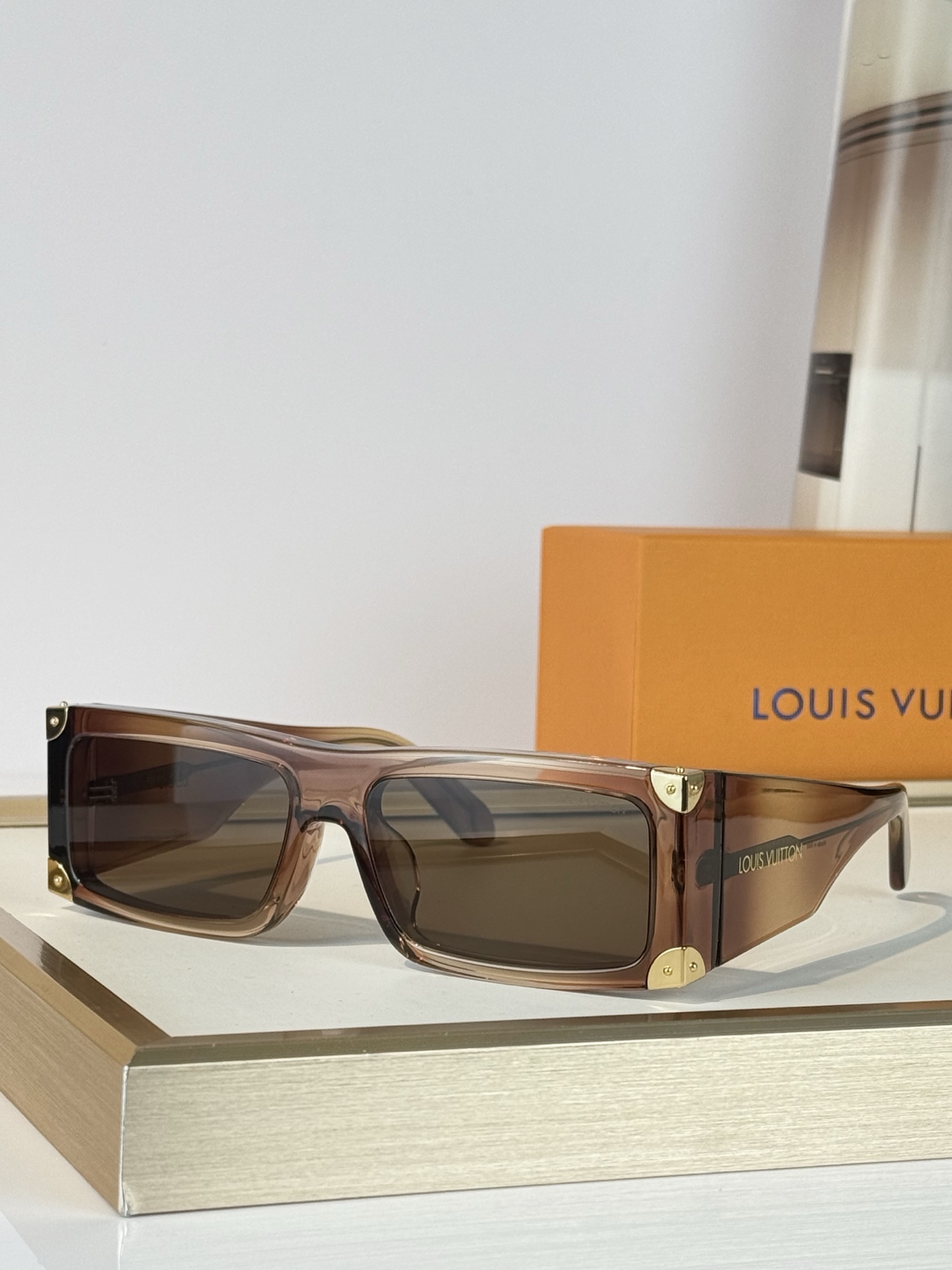 LOUIS VUITTO*MODEL：Z3157U Z3158U Z3191U Z3192U Z3269