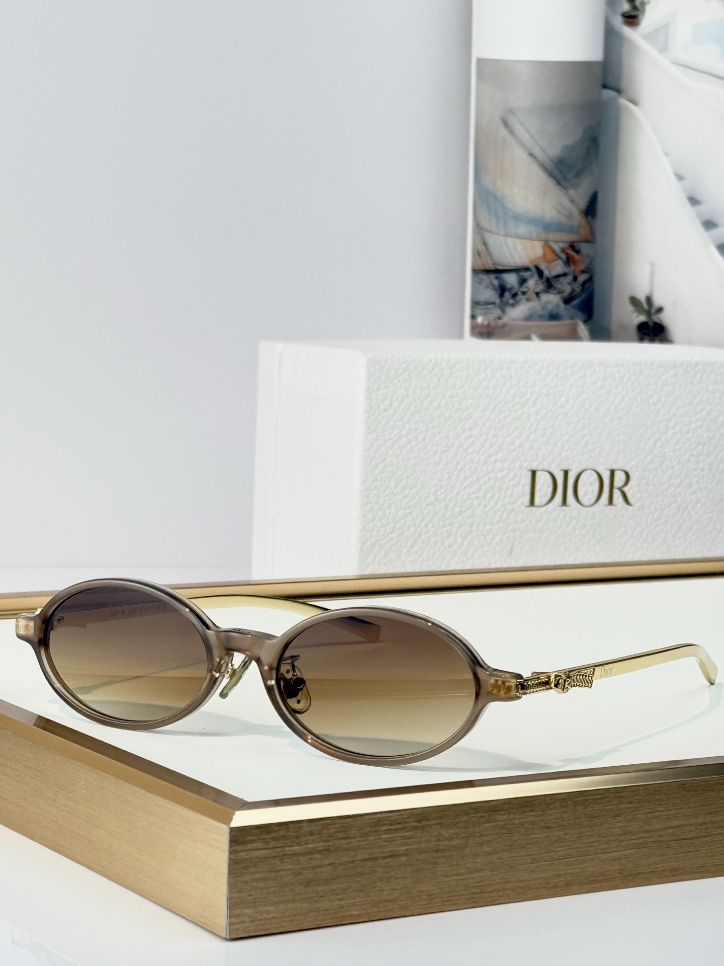 DIO*MOD：DIOR Bow R2FSIZE：53口17-145