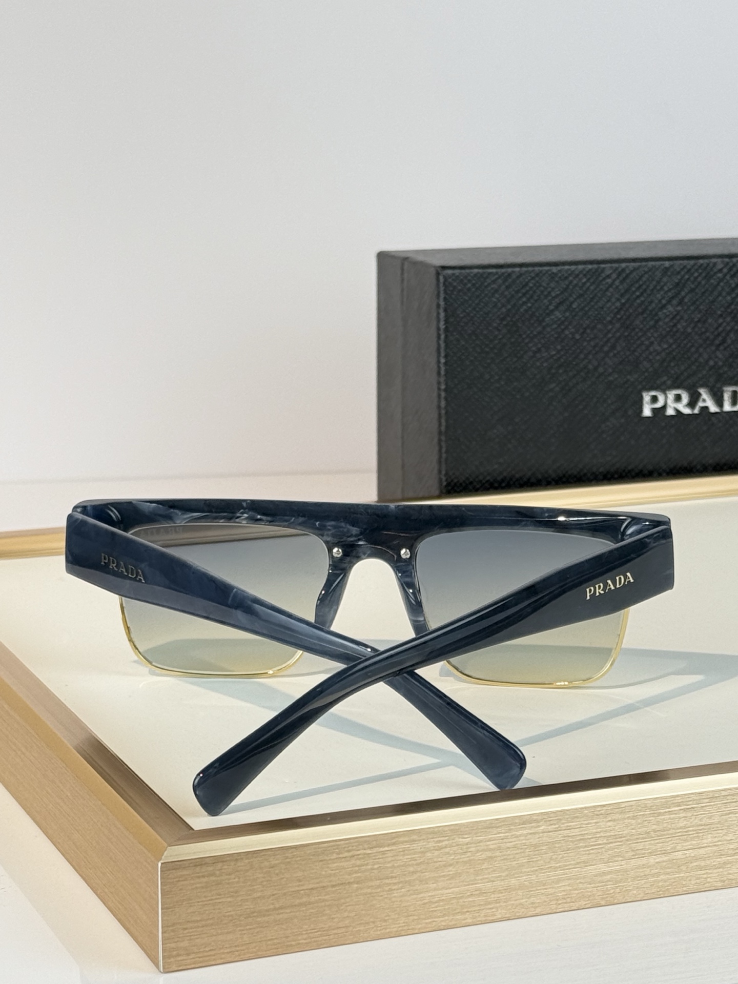 Prad*Mod：PR 2203SSize：54口21 145