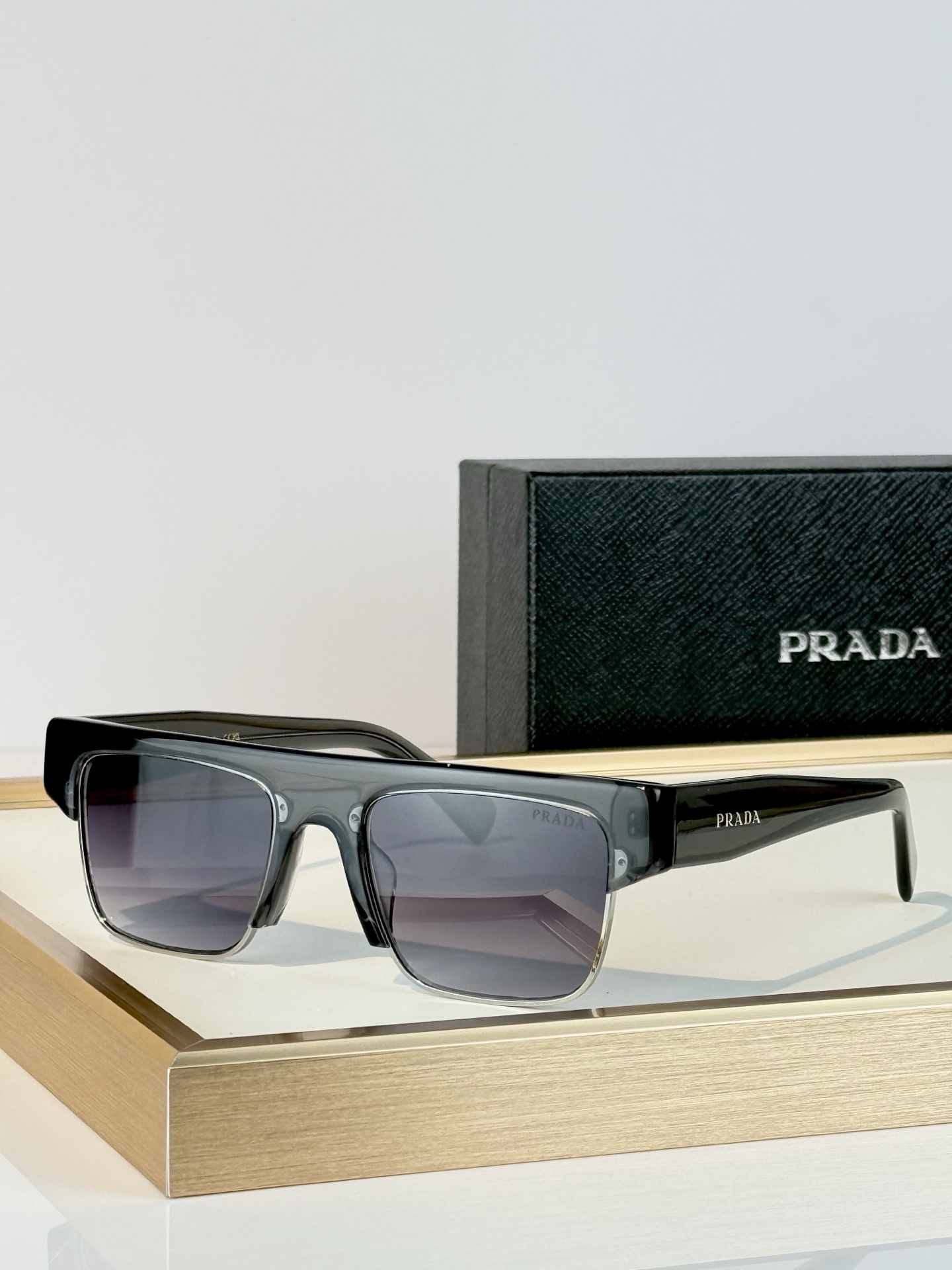 Prad*Mod：PR 2203SSize：54口21 145