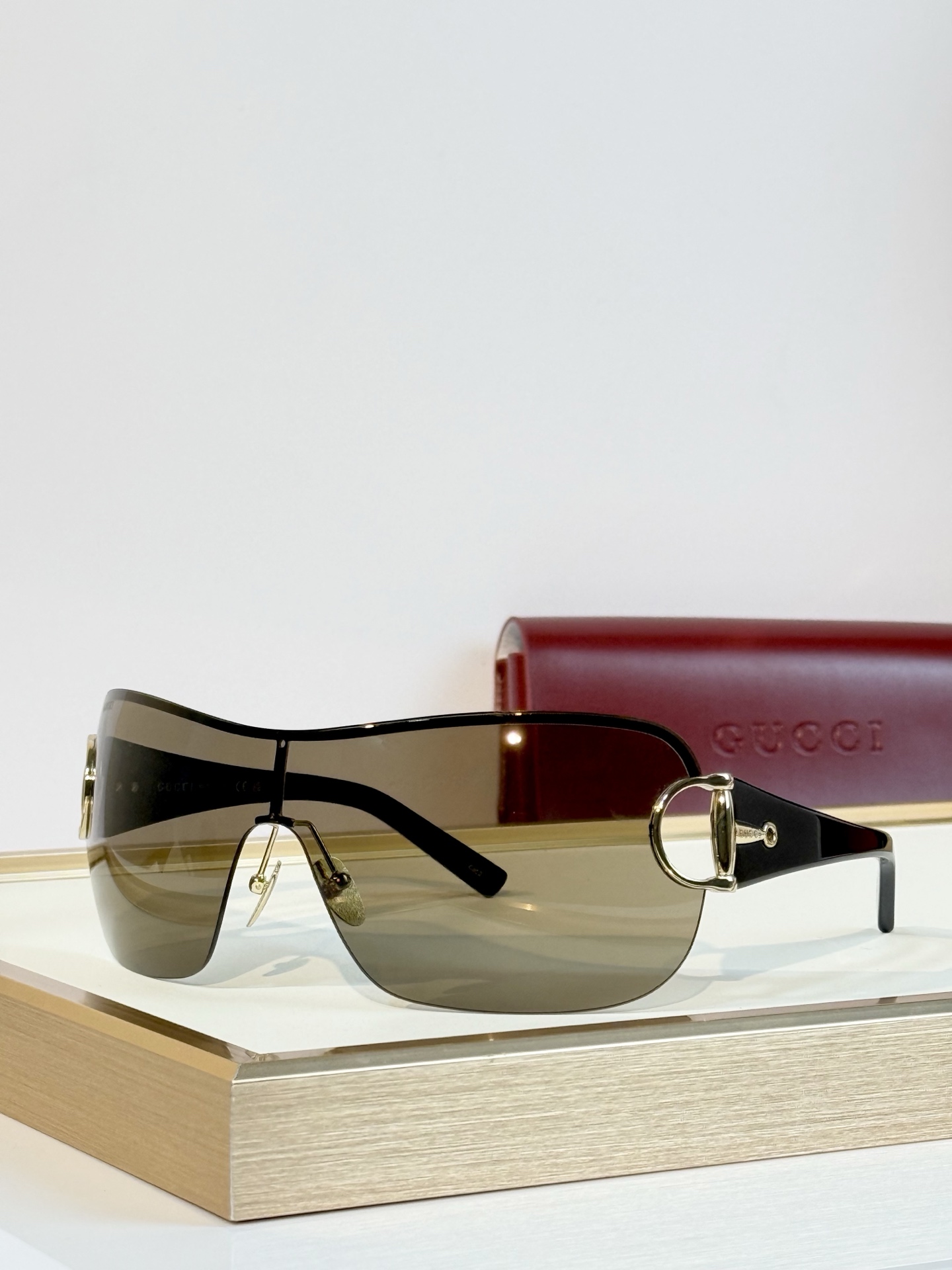 GUCCI  Oversized  MODEL：GG2174S SIZE：58口1-110 