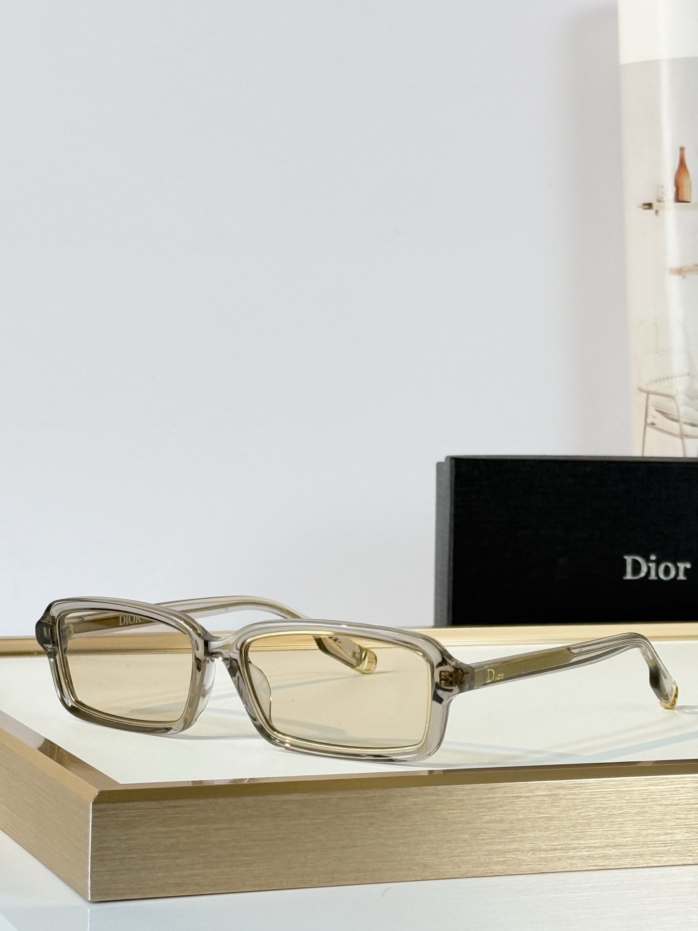 DIO* MOD：DiorSymbol S2F SIZE：54口19-145 