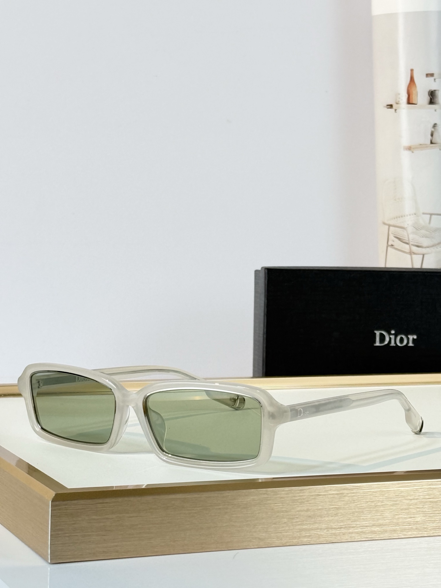 DIO* MOD：DiorSymbol S2F SIZE：54口19-145 