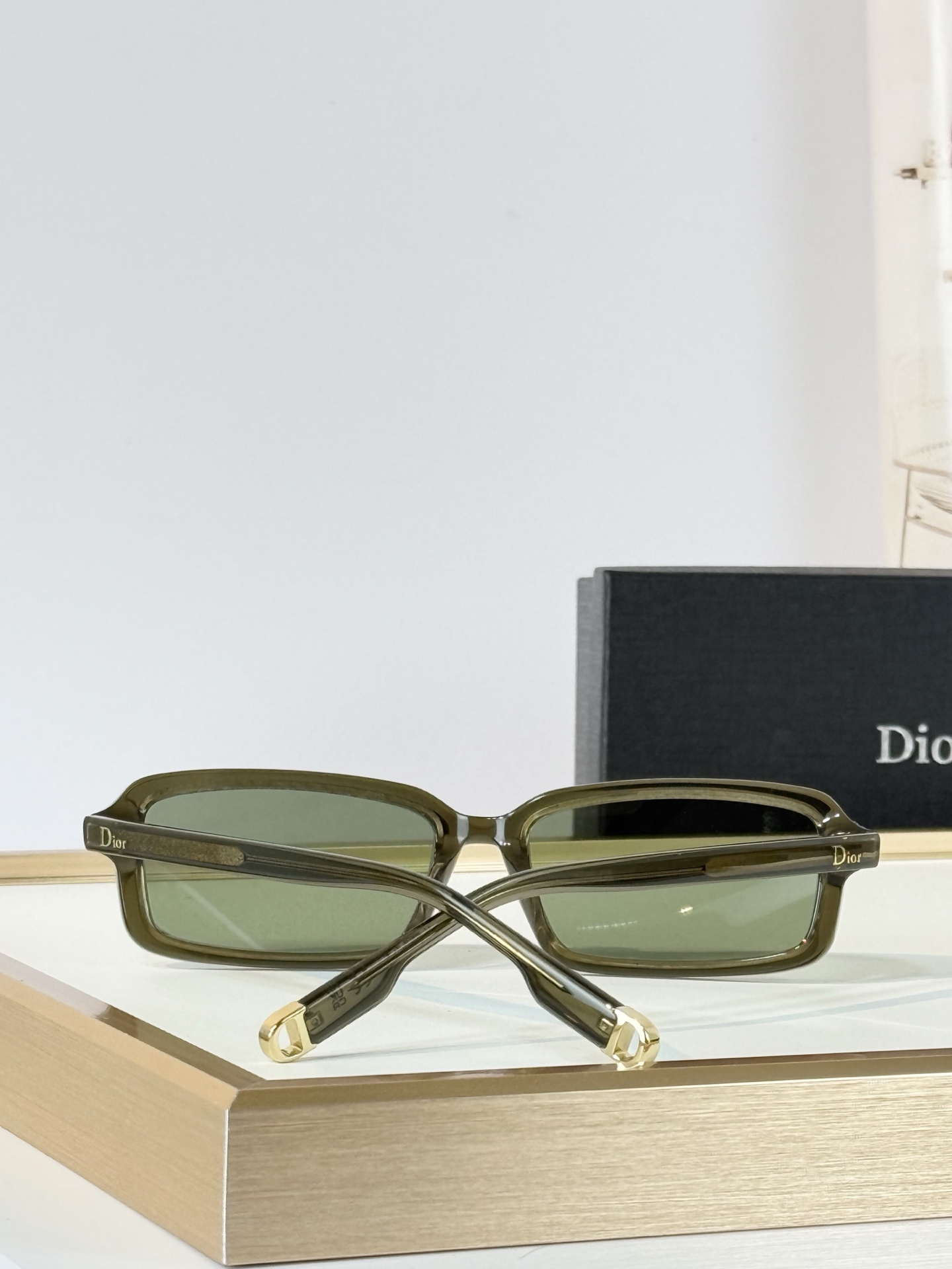 DIO* MOD：DiorSymbol S2F SIZE：54口19-145 