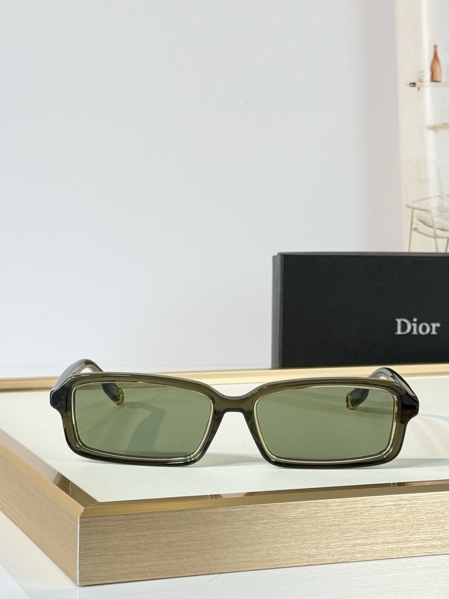 DIO* MOD：DiorSymbol S2F SIZE：54口19-145 