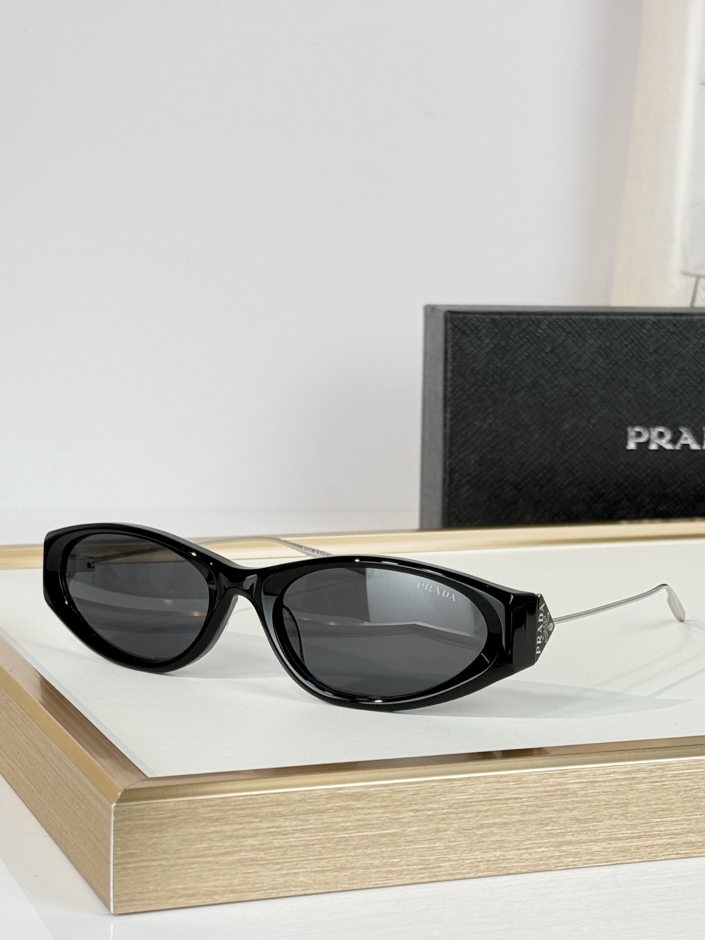 Gentle Monste* 联名Prad* MOD：PRD26S SIZE：58口19-135 