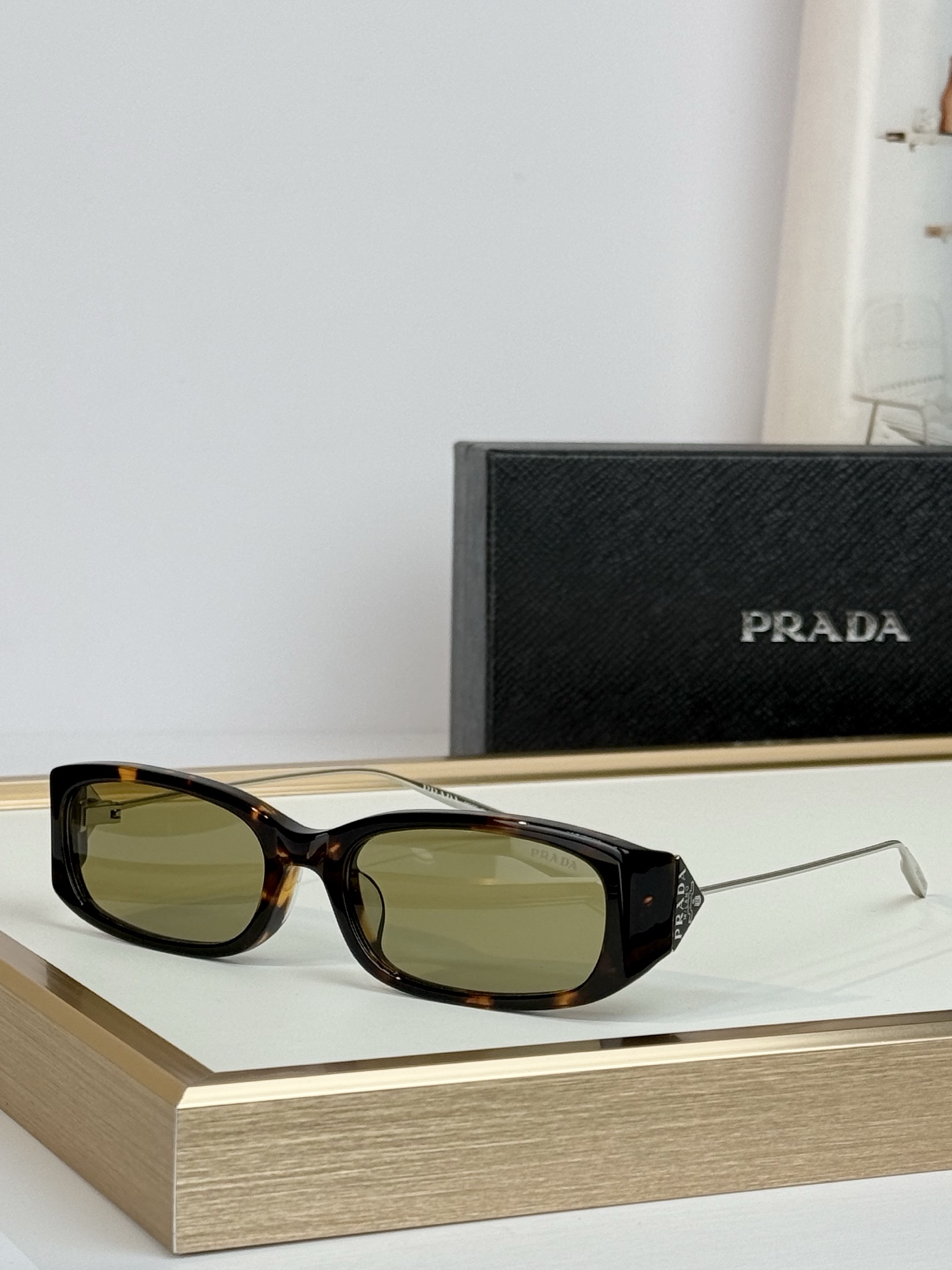 Gentle Monste* 联名Prad* MOD：PRD25S SIZE：55口17-135 