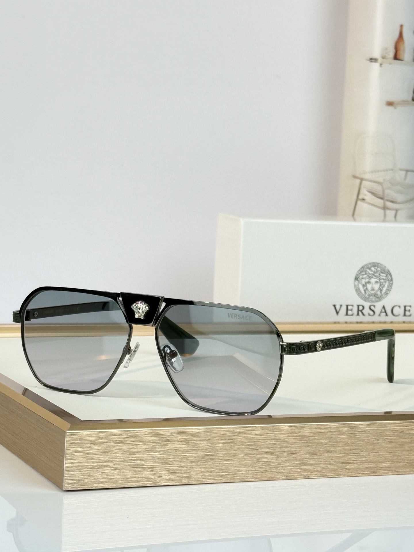 VERSACE MOD：VE2187 Size：59口13-145 