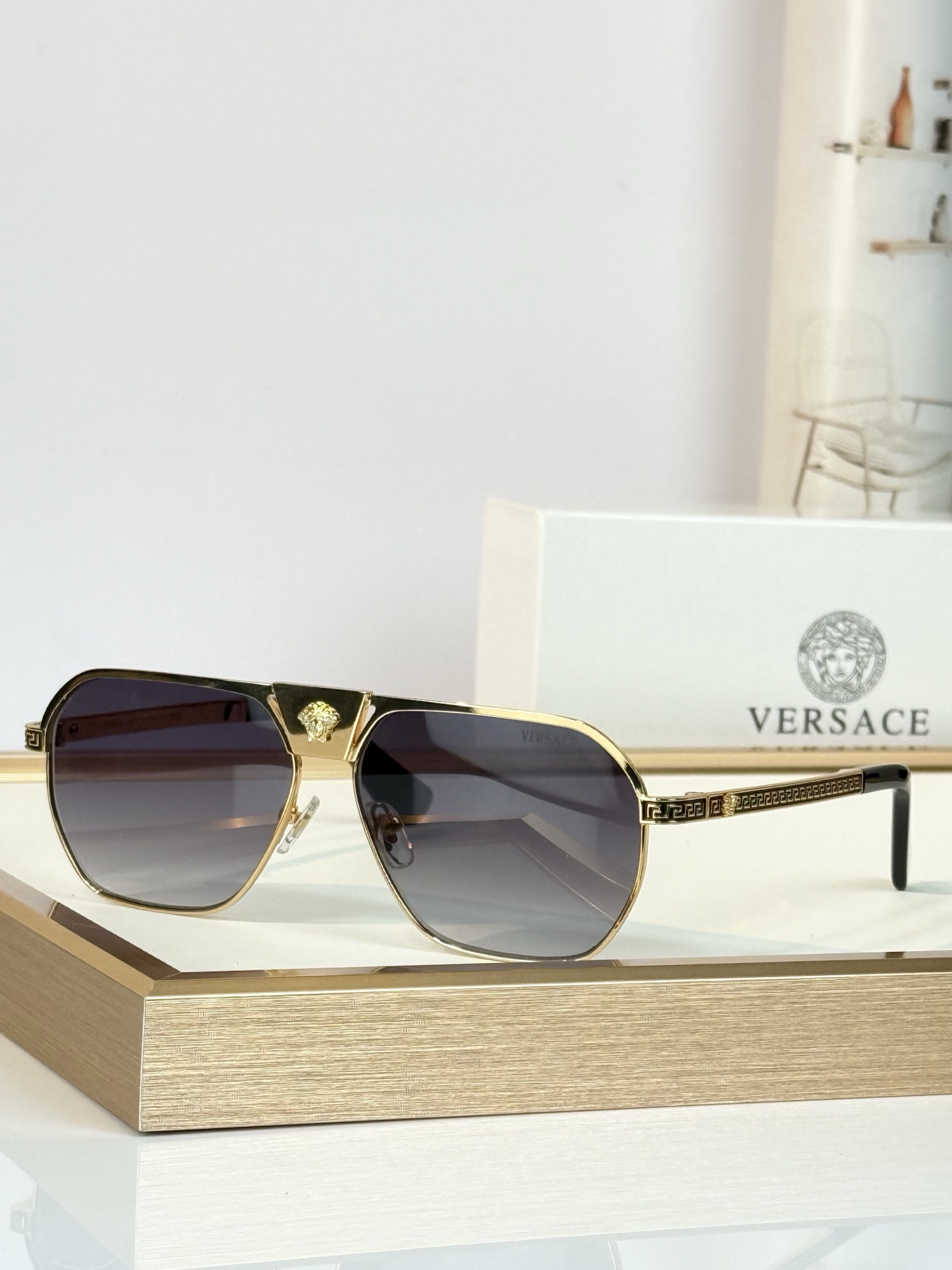 VERSACE MOD：VE2187 Size：59口13-145 