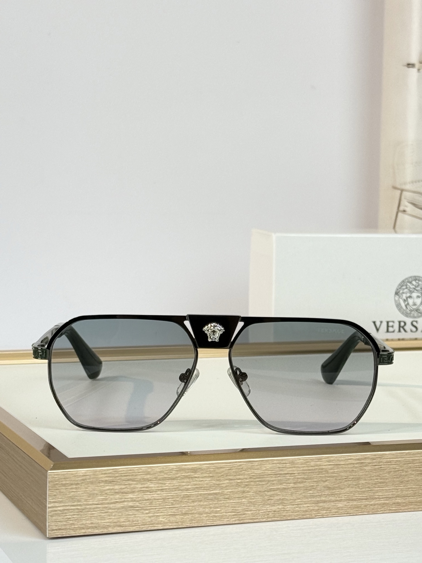 VERSACE MOD：VE2187 Size：59口13-145 