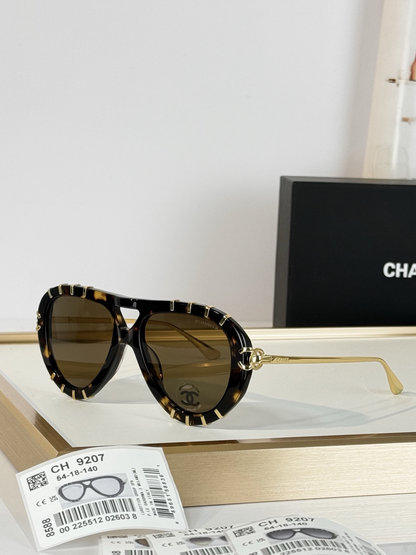 Chane* Mod ：CH9207  Size ：54口18-140 