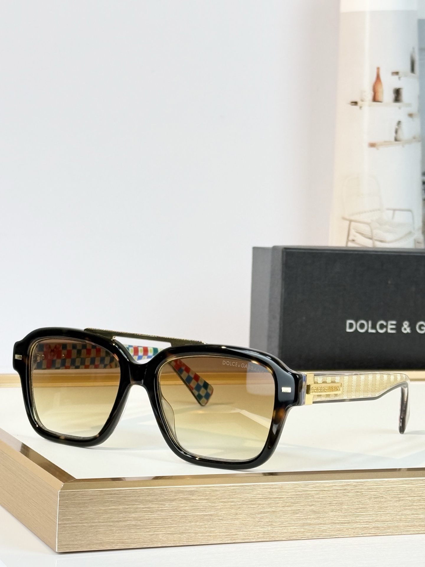 DOLCE & GABBAN* MODEL：DG2214 SIZE:55口18-145 