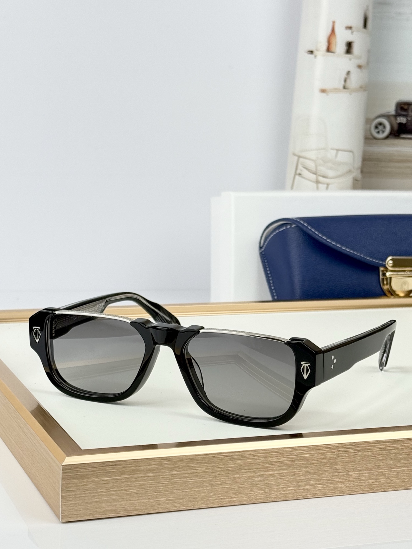 THENRI MODEL: NETTUNO SIZE:54口18-145  