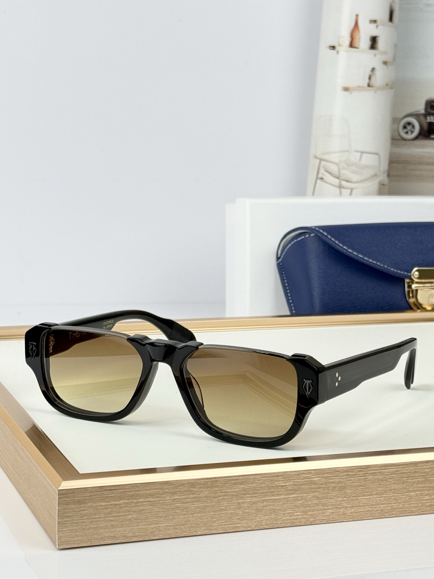 THENRI MODEL: NETTUNO SIZE:54口18-145  
