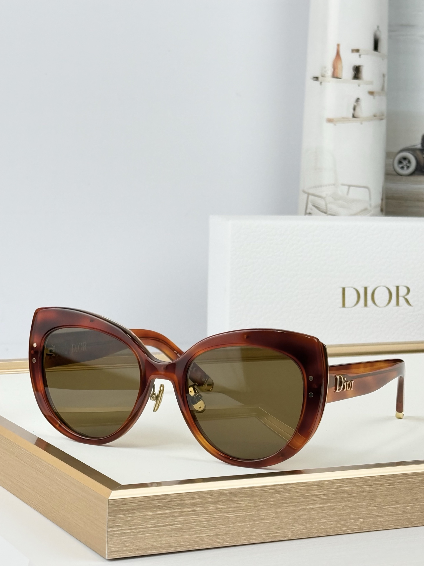 Dior Model：New DiorR1U Size：54口21 140   