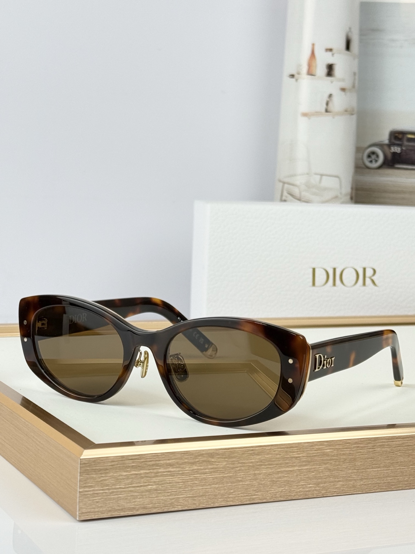 Dior Model：New DiorB1U Size：52口20 140  