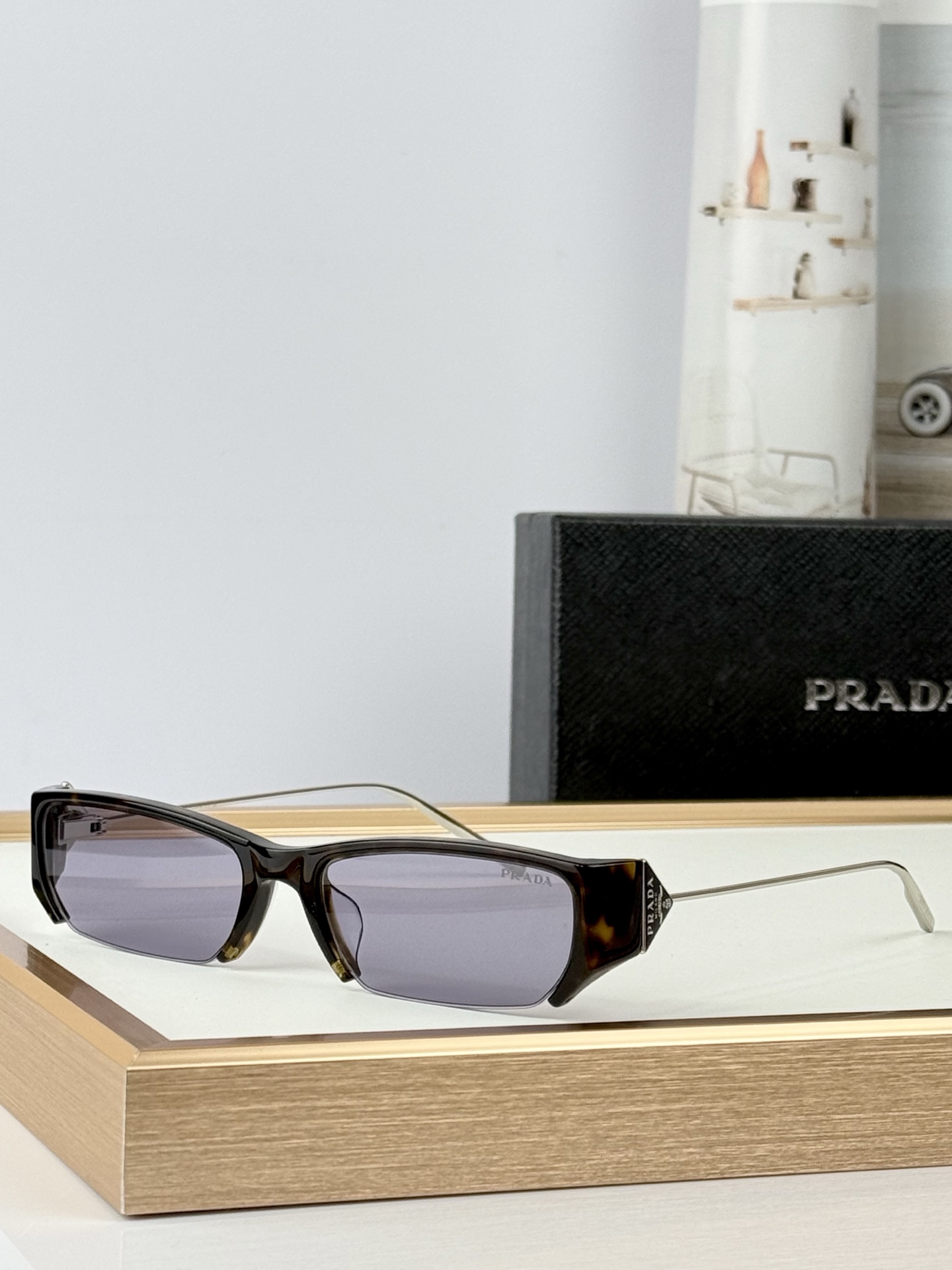 Gentle Monste* 联名Prad* MOD：PRD63S SIZE：56口18-145   