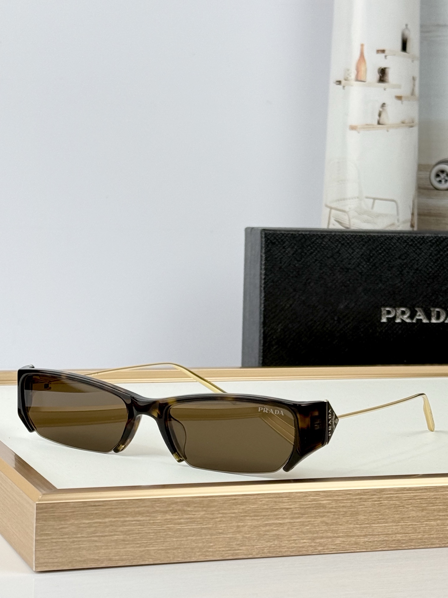 Gentle Monste* 联名Prad* MOD：PRD63S SIZE：56口18-145   