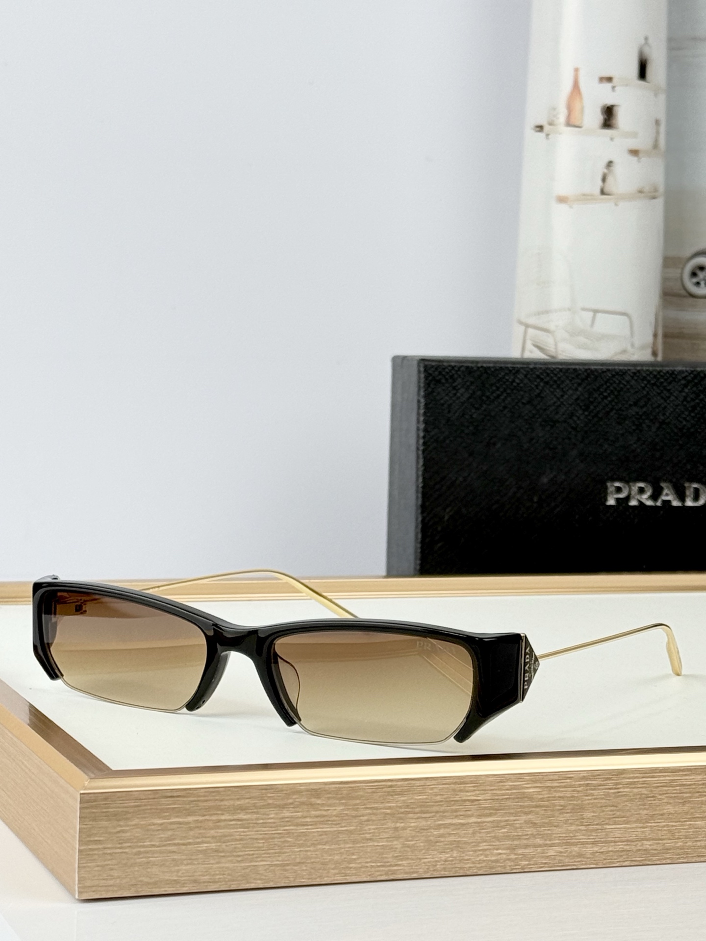 Gentle Monste* 联名Prad* MOD：PRD63S SIZE：56口18-145   
