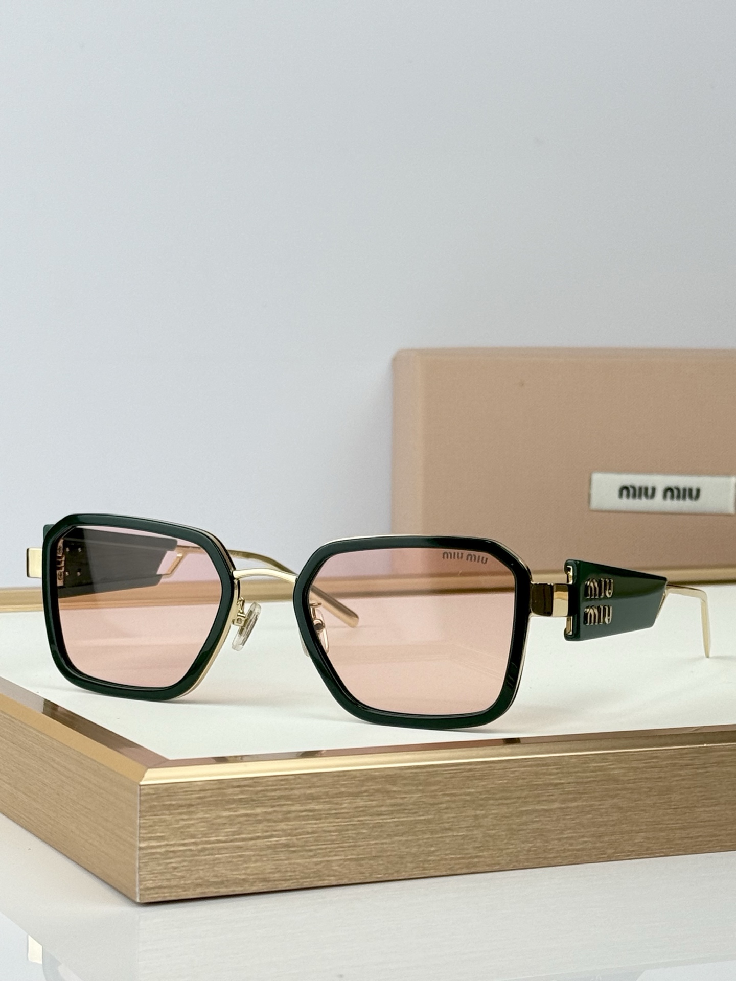 MIU MI* MODEL：SMU64WS Size：51口22 145  