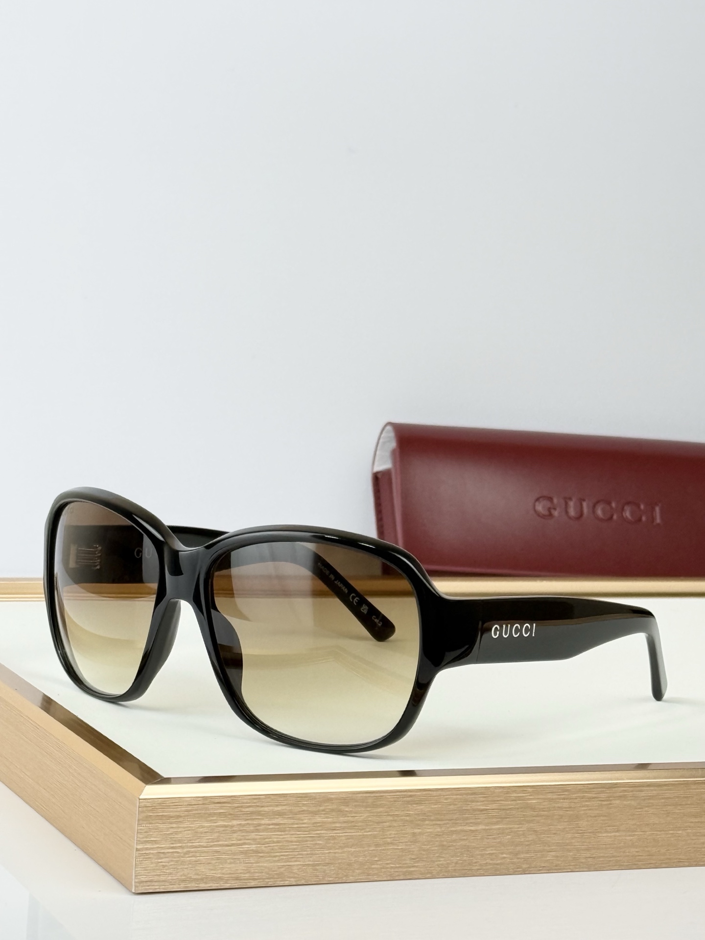 GUCCI  Oversized  MODEL：GG2176S SIZE：54口14-115  