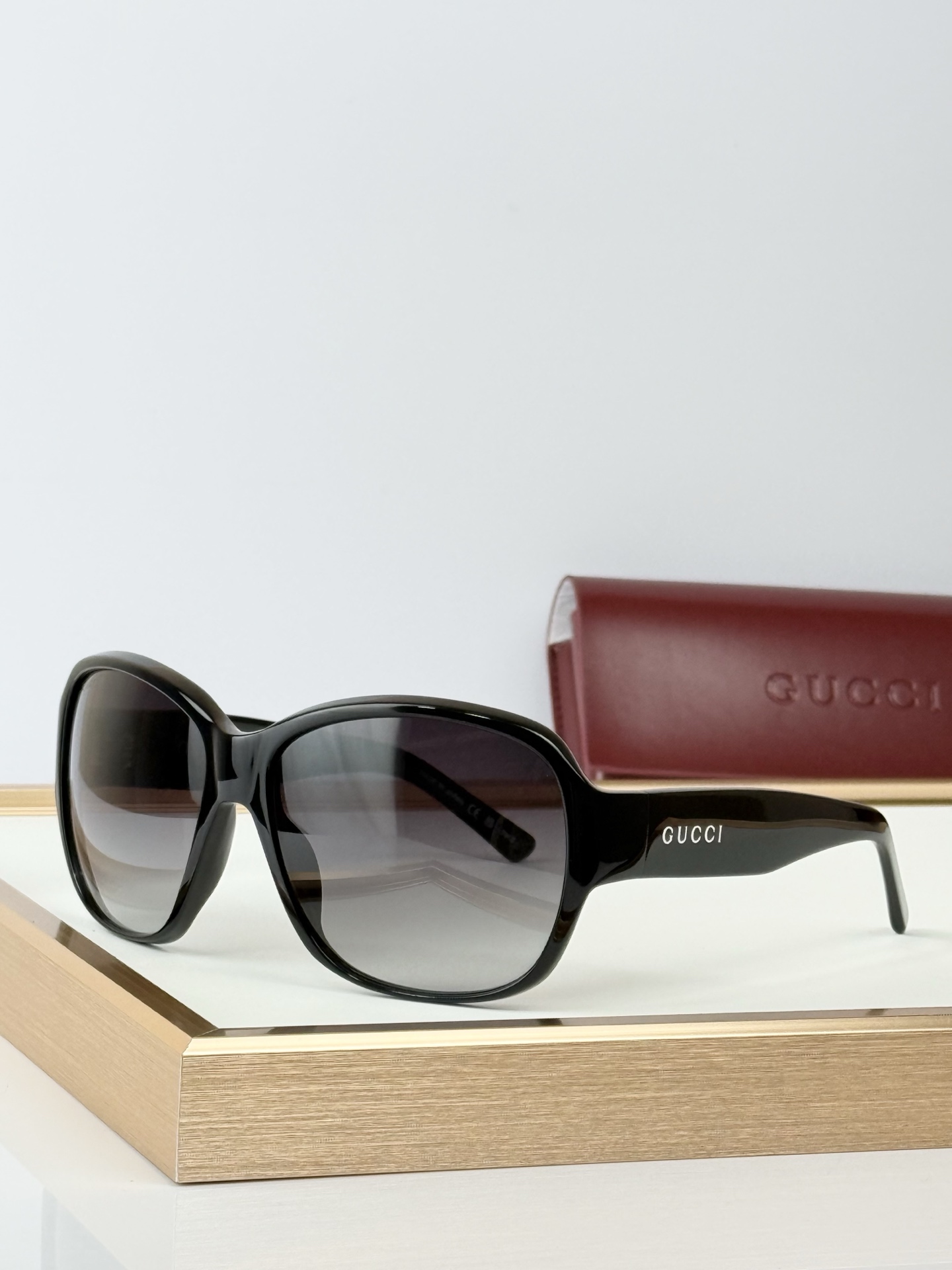 GUCCI  Oversized  MODEL：GG2176S SIZE：54口14-115  