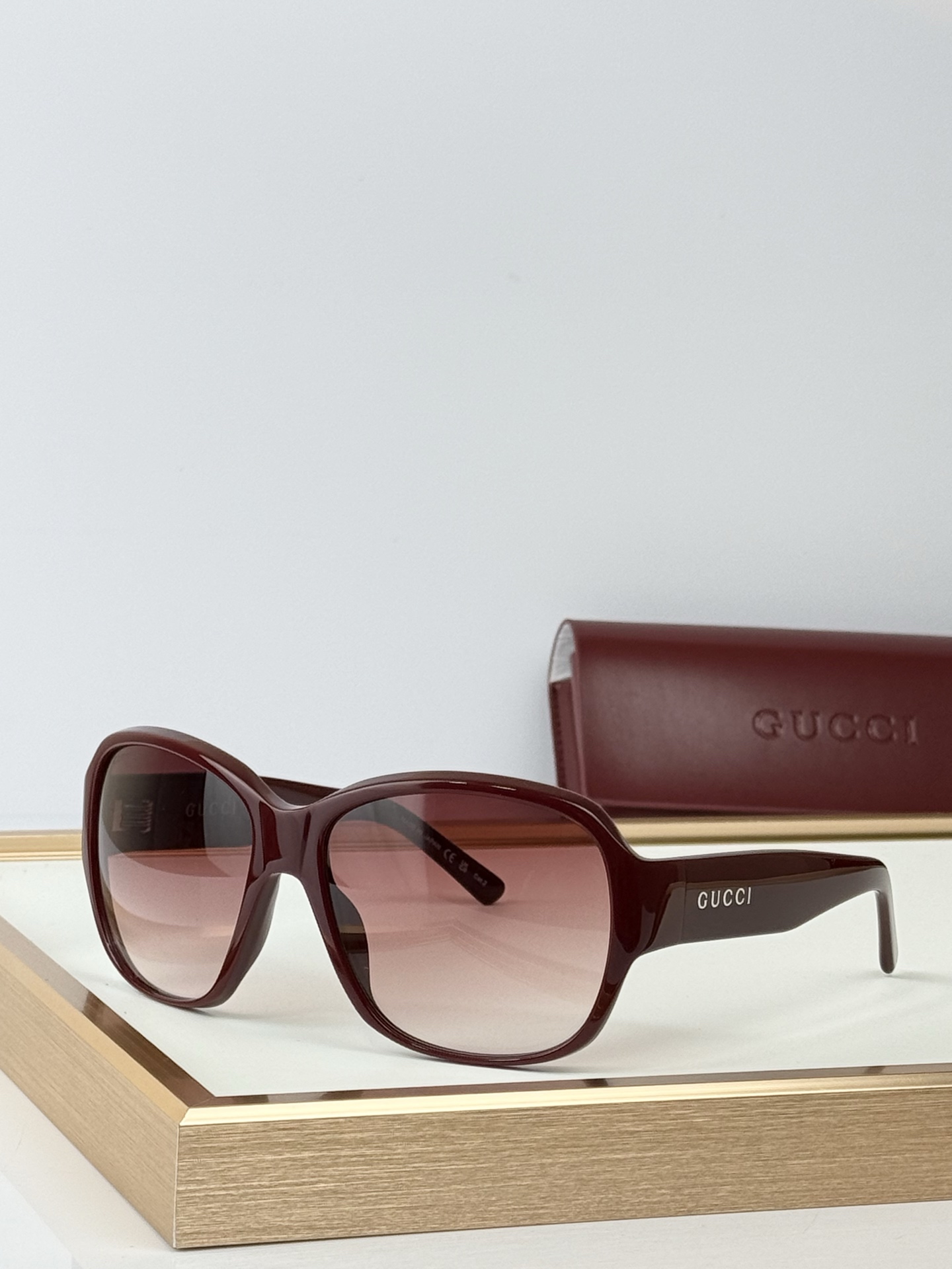 GUCCI  Oversized  MODEL：GG2176S SIZE：54口14-115  
