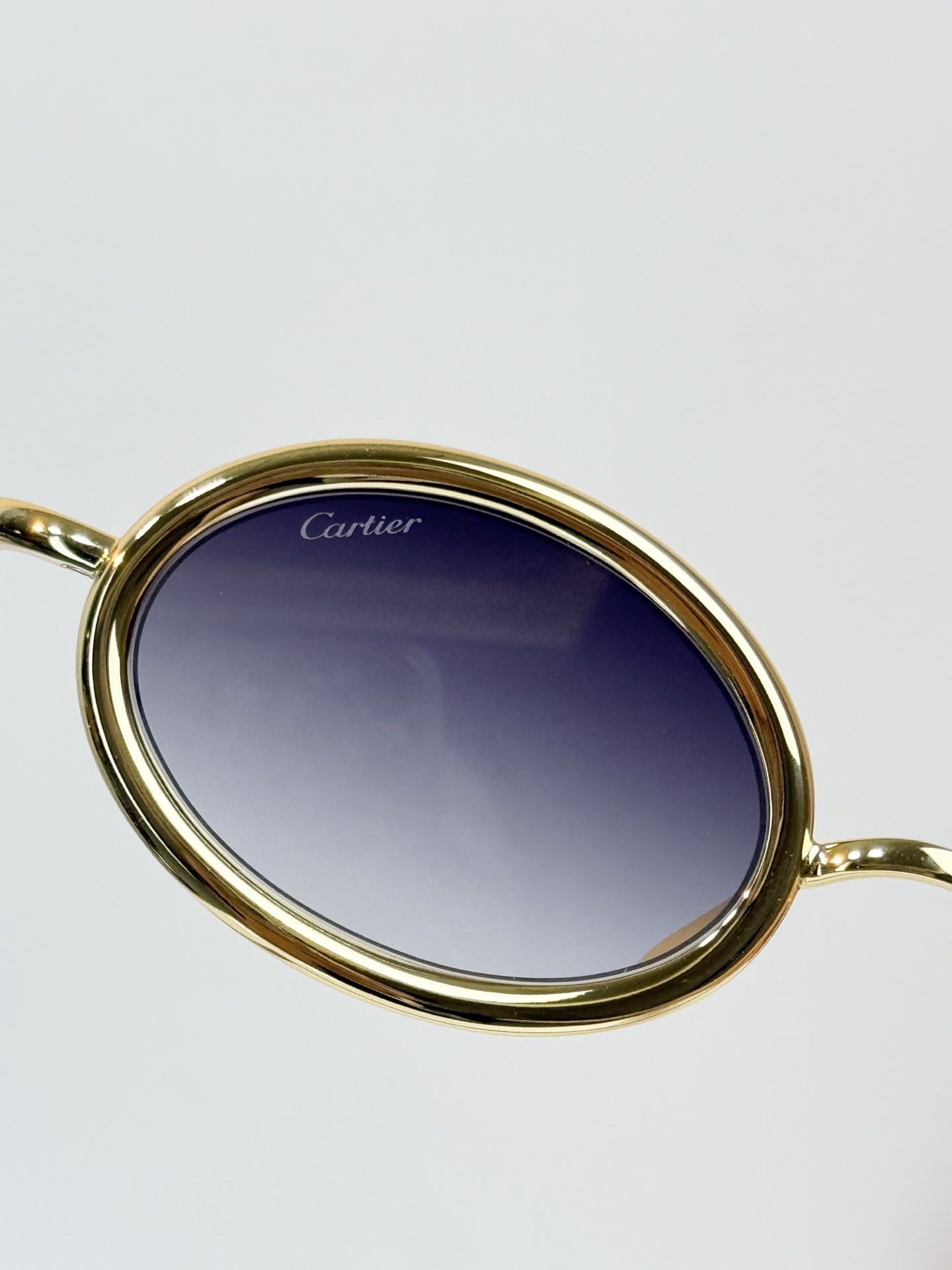 Cartie* MODEL：CT0649S  SIZE：46口26-140  