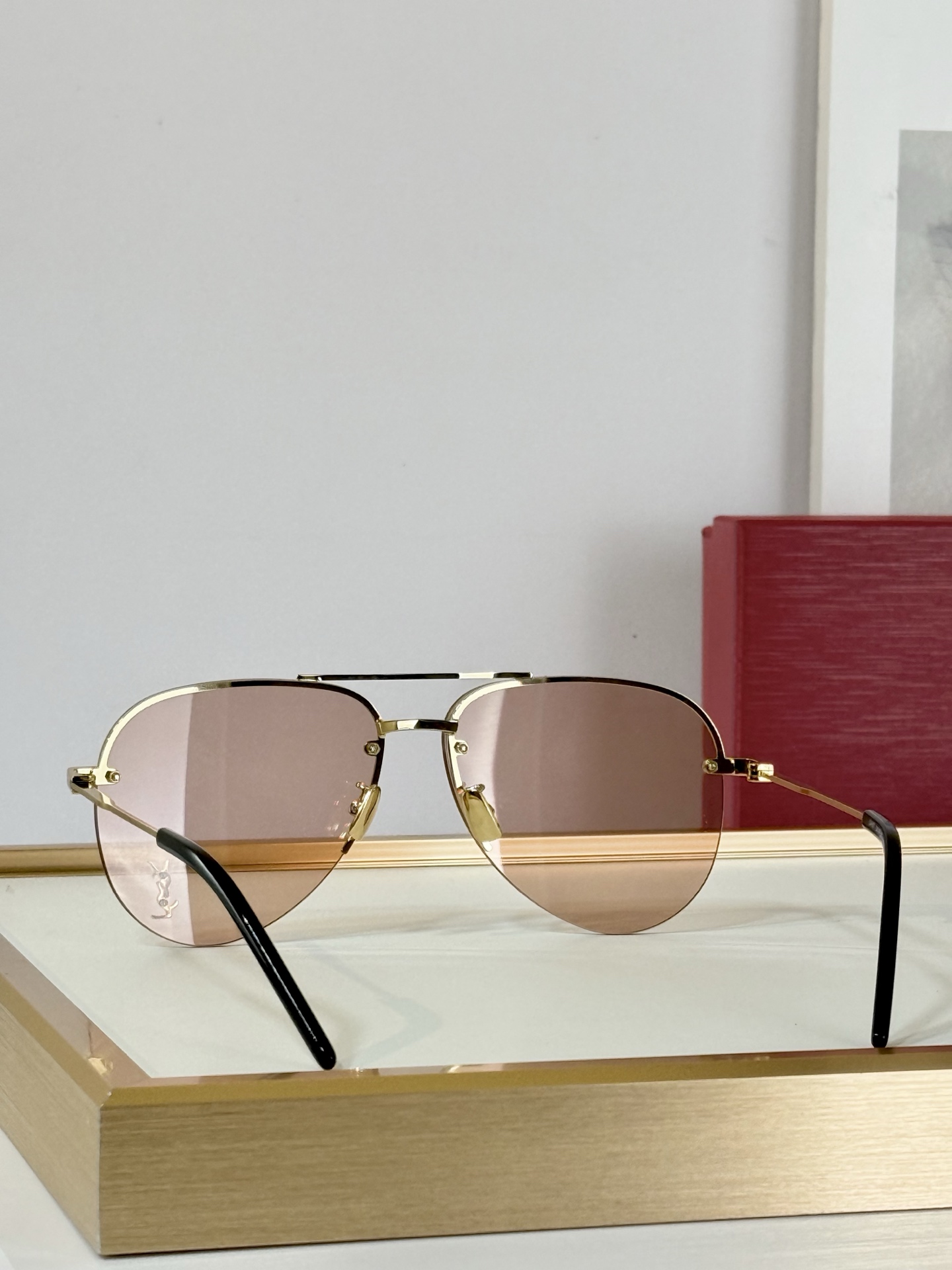 Saint Lauren* Mod：CLASSIC 11M Size：59口13-140  