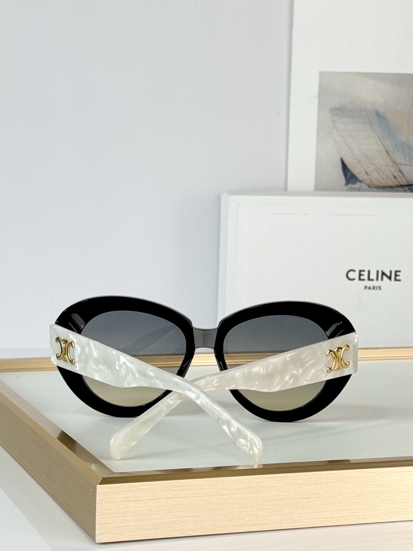 CELINE MODEL: CL1740LU SIZE:53口19-145  