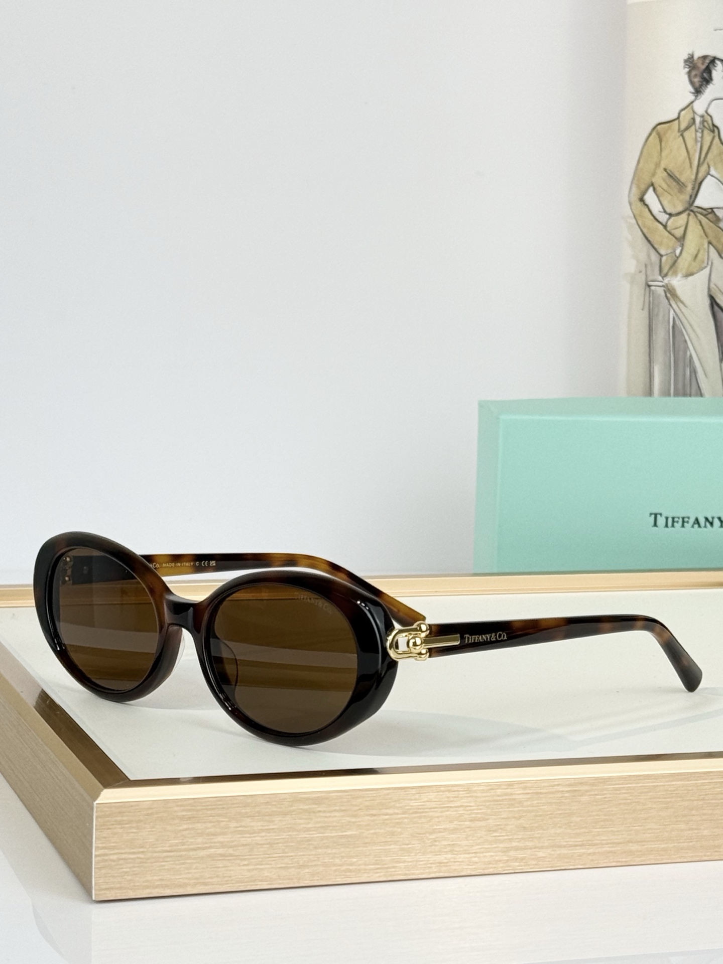 TIFFANY* Mod：TF4242D Size：55口19-140  