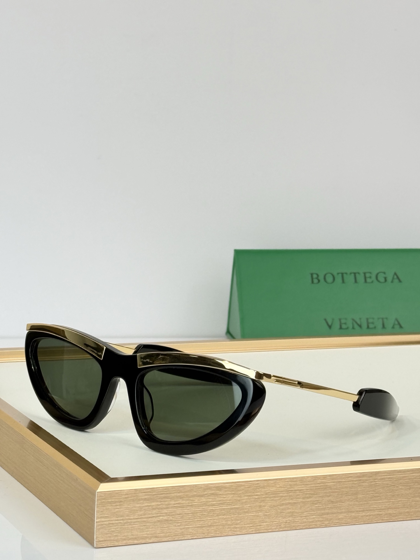 BOTTEGA VENET* MODEL：BV1477S SIZE：58口20-130  