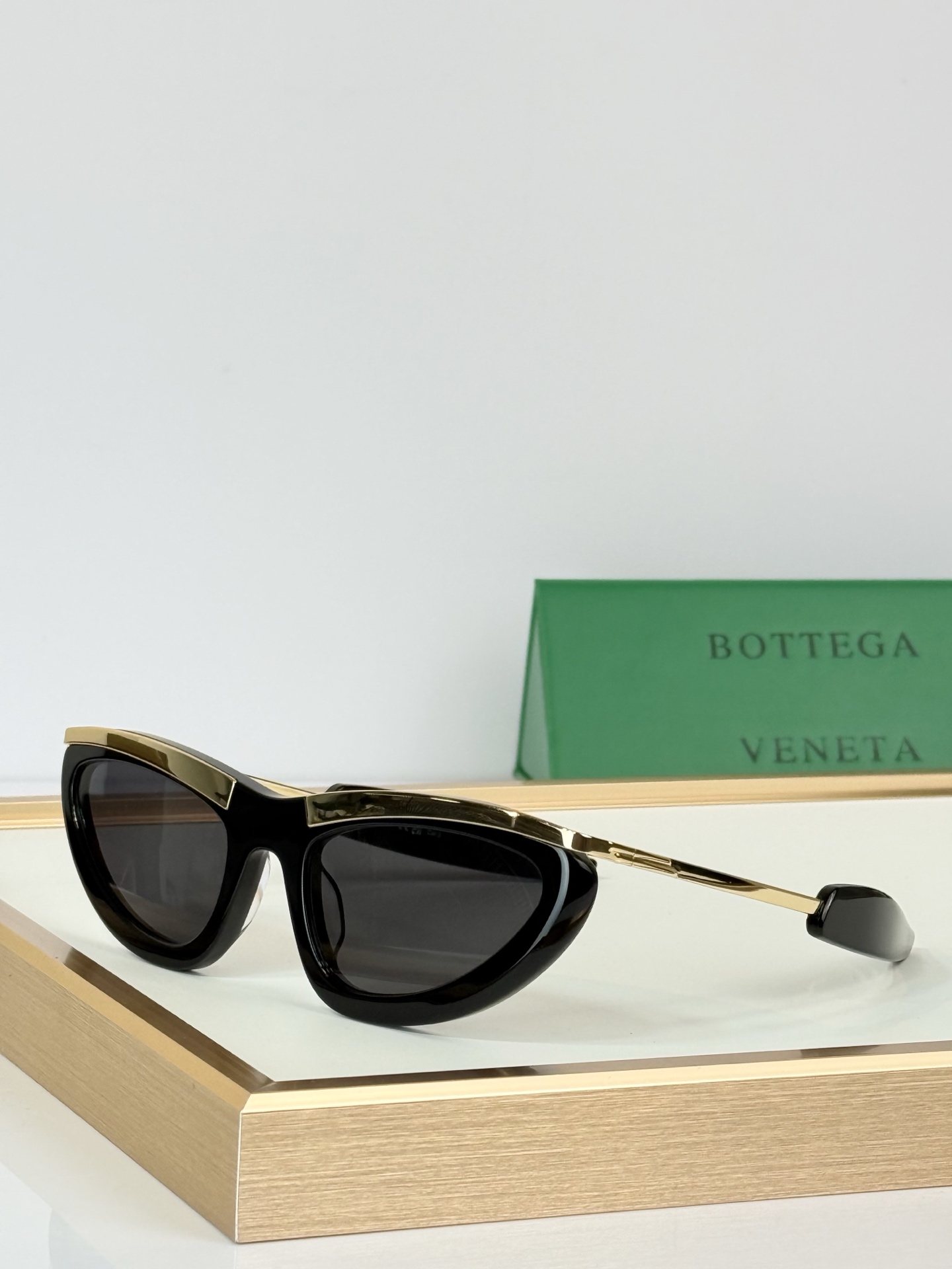 BOTTEGA VENET* MODEL：BV1477S SIZE：58口20-130  