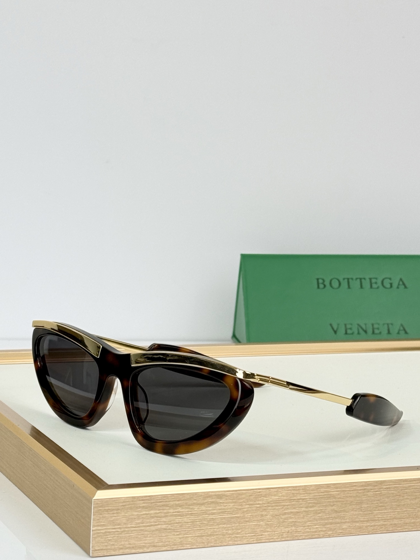 BOTTEGA VENET* MODEL：BV1477S SIZE：58口20-130  