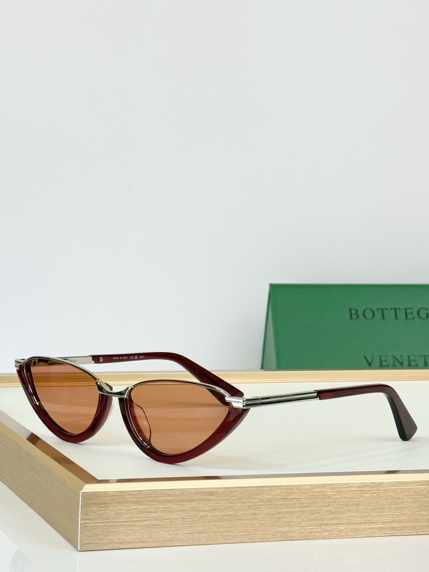 BOTTEGA VENETA  MOD：BV1346S SIZE：56口17-145 