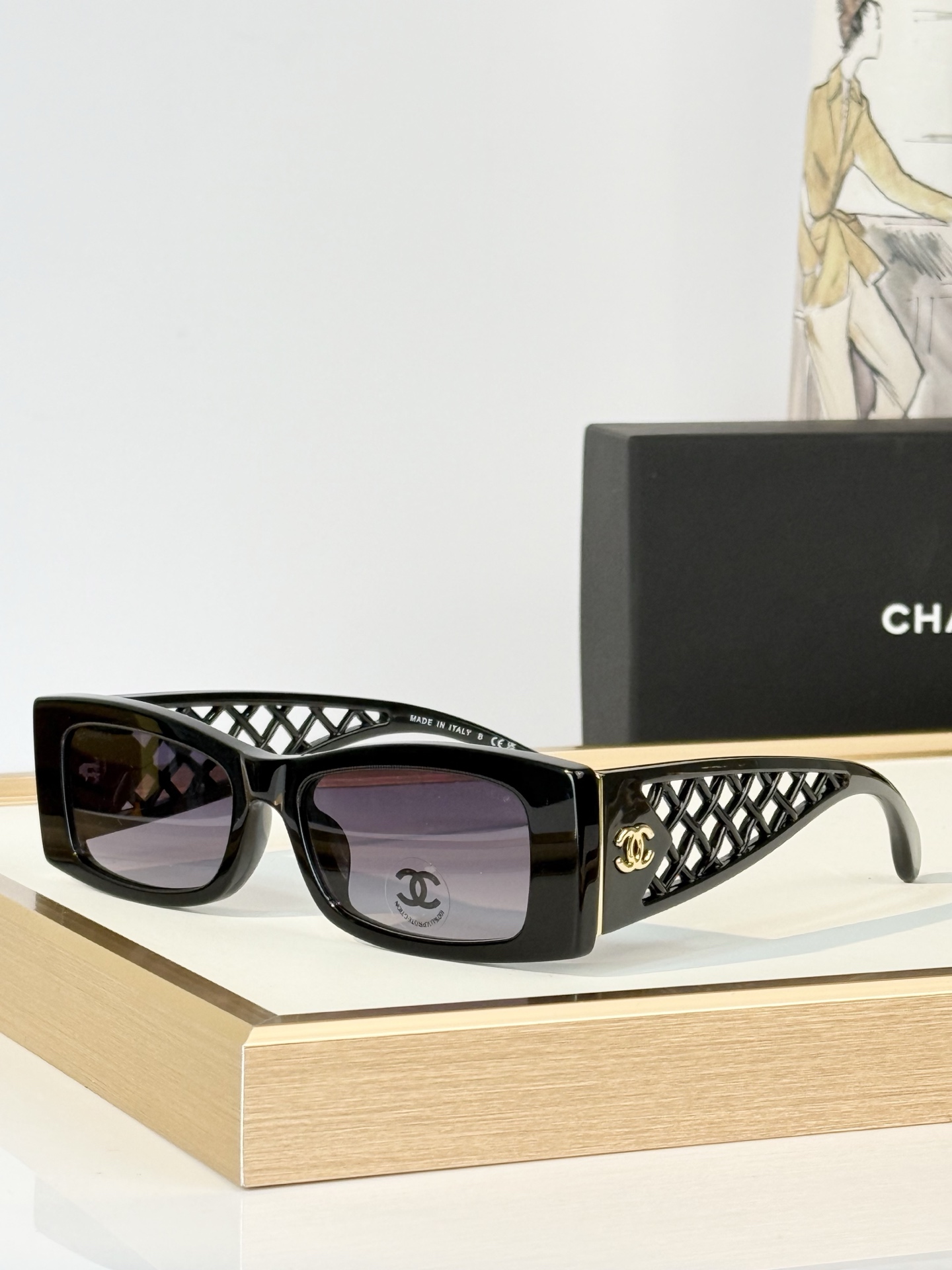 CHANEL MOD：CH5566 Size：54口17-140 