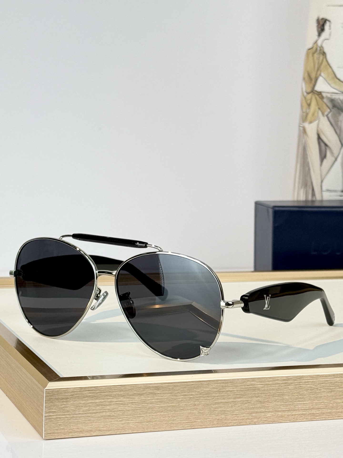 LOUIS VUITTO* MODEL：Z3462U SIZE：60口14-145  
