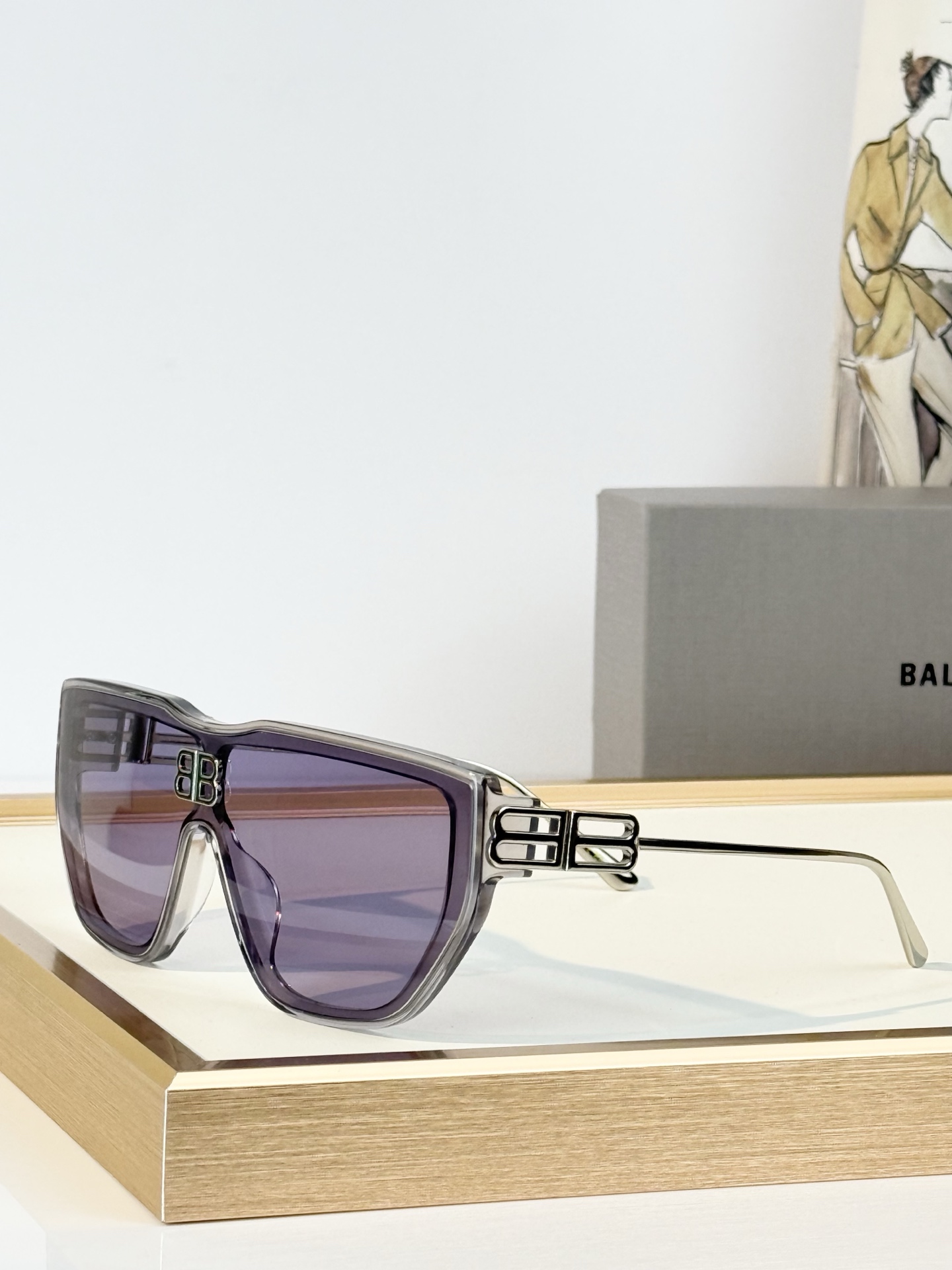 BALENCIAG* MODEL：BB2272  SIZE：132口46-132  