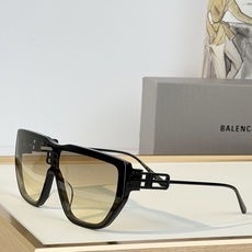 BALENCIAG* MODEL:BB2272 SIZE:132口46-132 BALENCIAG* MODEL:BB2272 SIZE:132口46-132