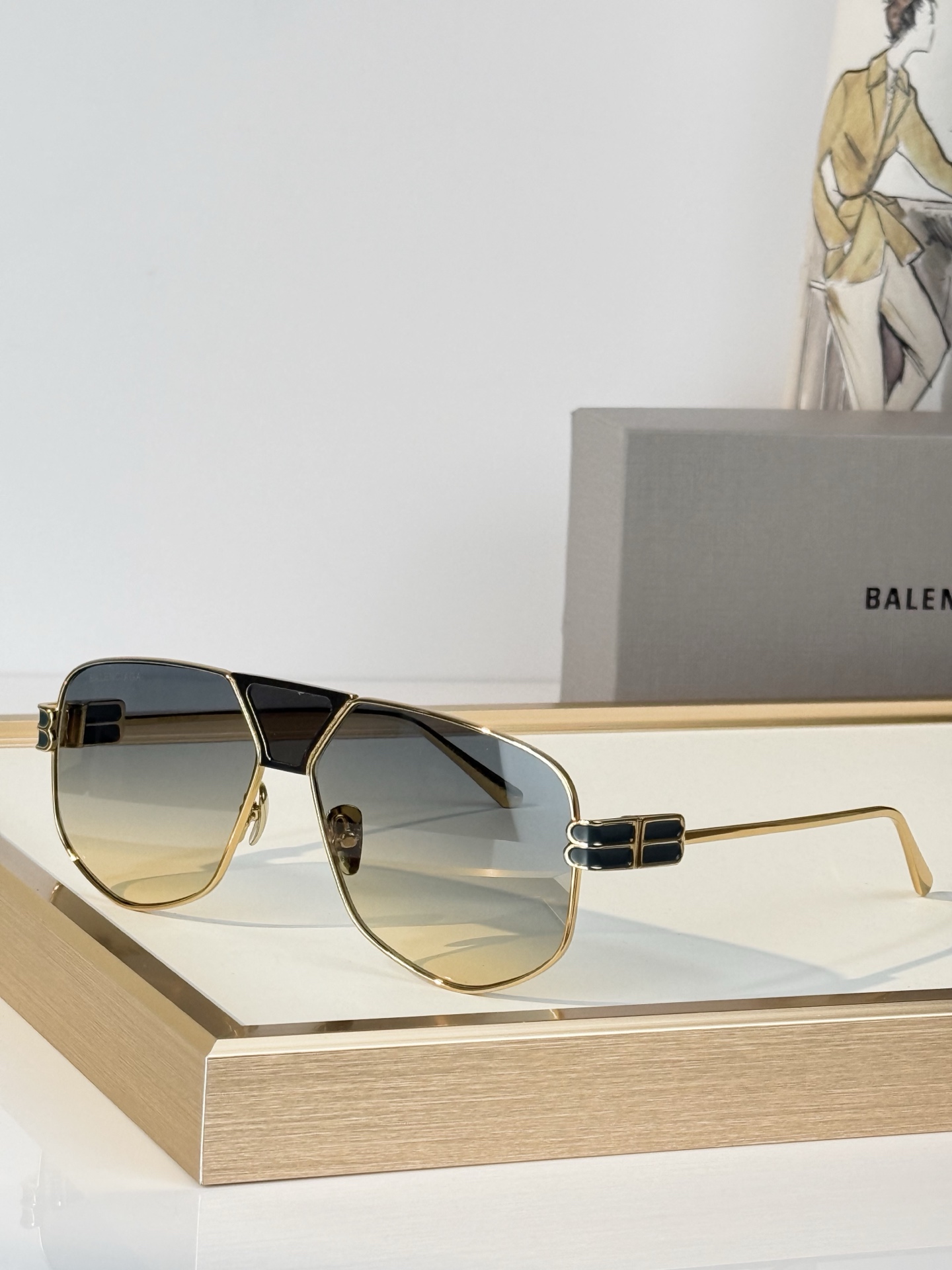 BALENCIAG* MODEL：BB2267  SIZE：60口13-145  
