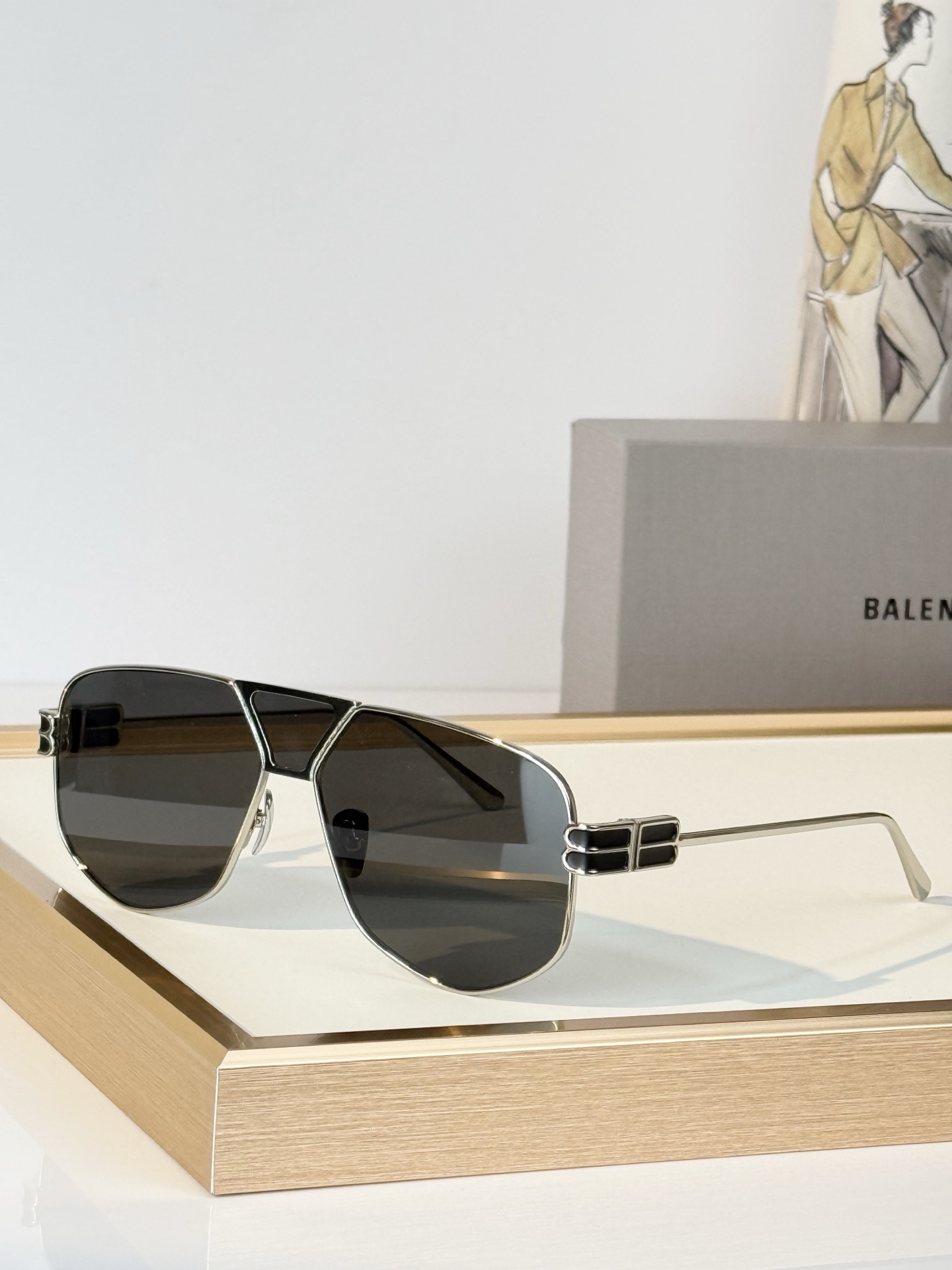 BALENCIAG* MODEL：BB2267  SIZE：60口13-145  