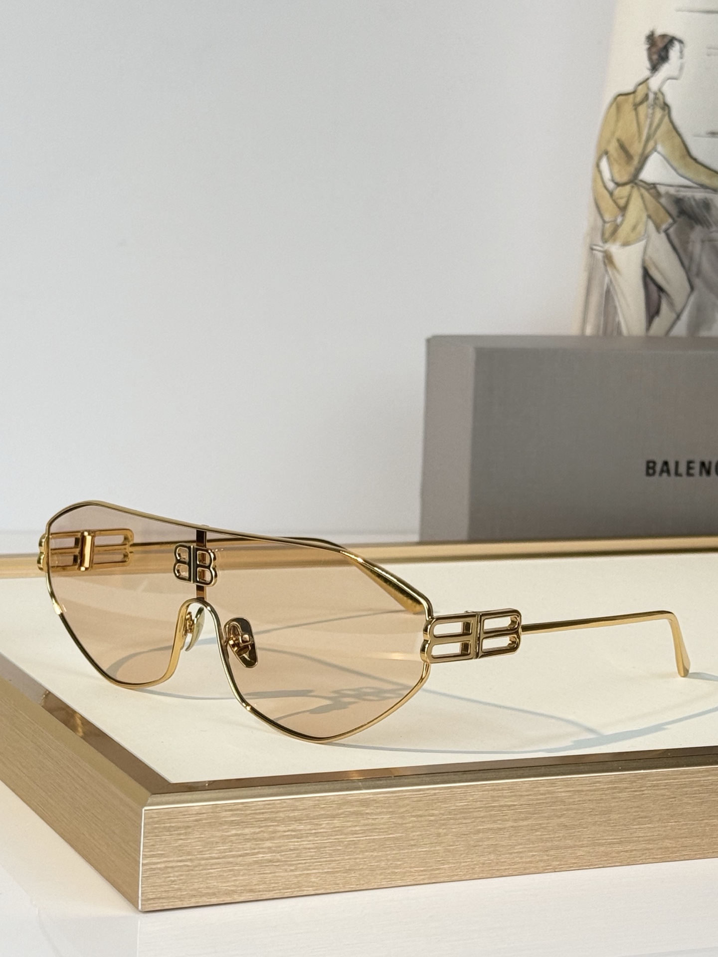 BALENCIAG* MODEL：BB2271 SIZE：140口48-140  