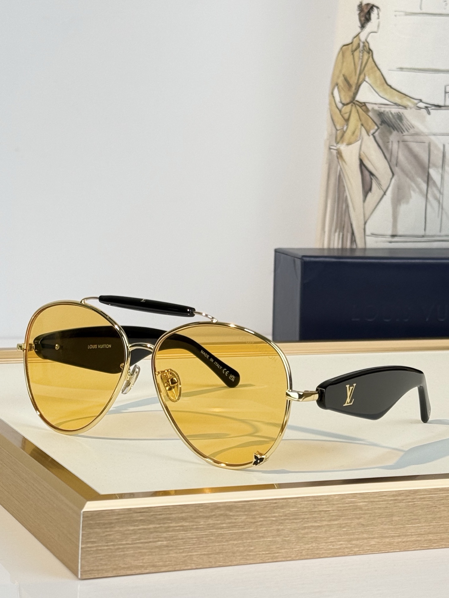 LOUIS VUITTO* MODEL：Z3462U SIZE：59口23-140  