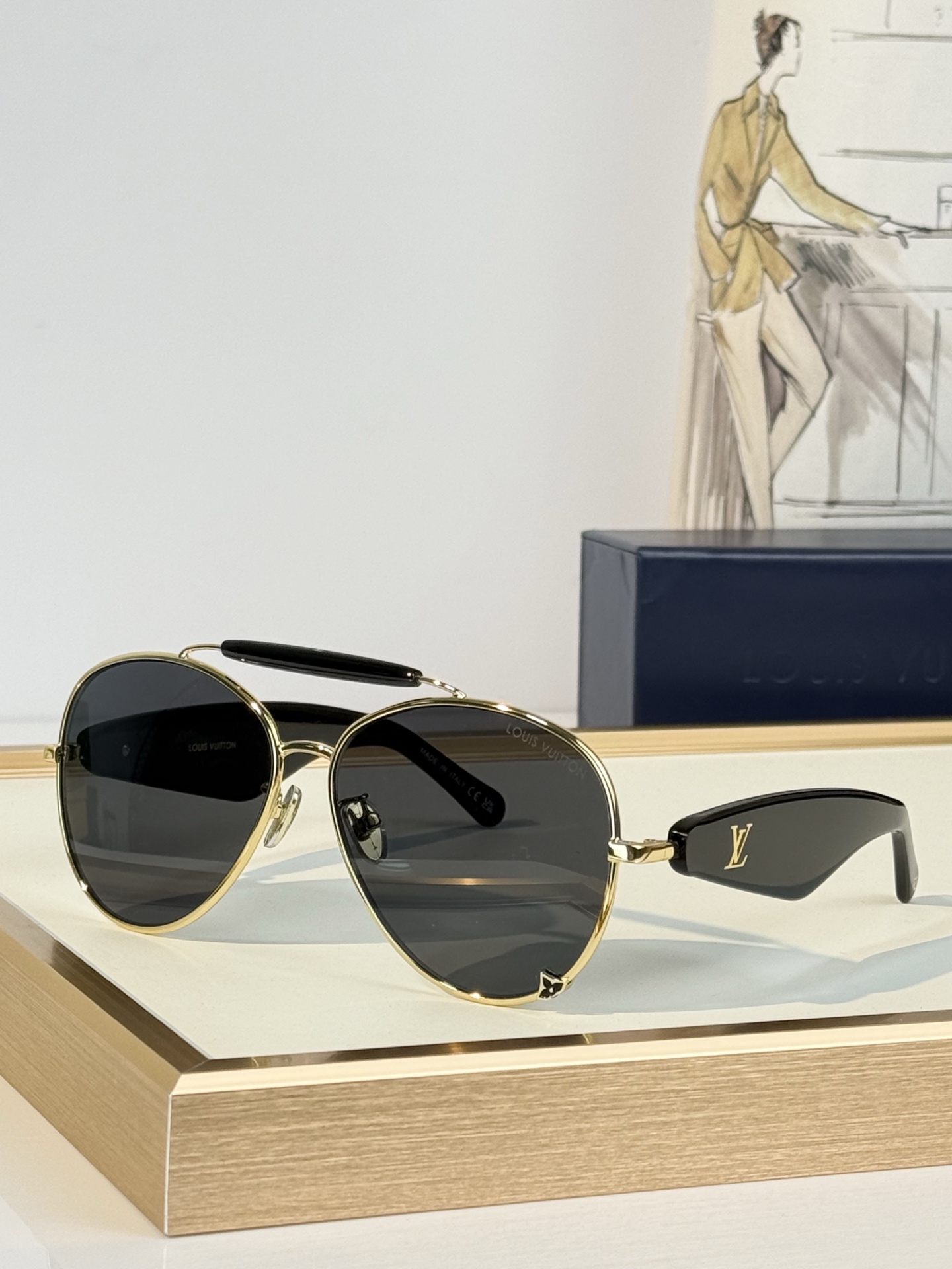 LOUIS VUITTO* MODEL：Z3462U SIZE：59口23-140  