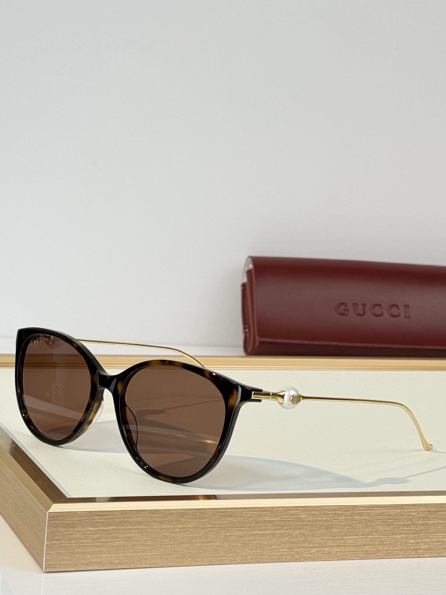 GUCC* MOD：GG2324SK Size：56口17-145 