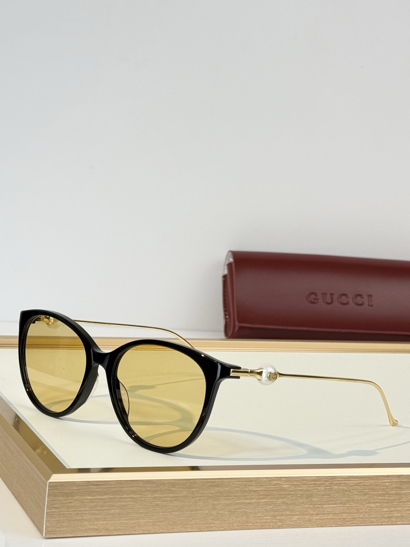 GUCC* MOD：GG2324SK Size：56口17-145 