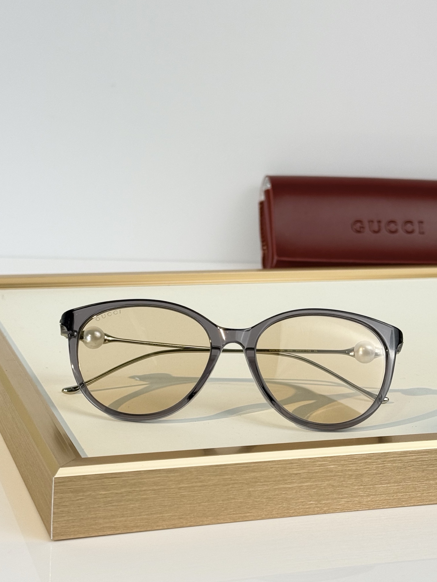 GUCC* MOD：GG2324SK Size：56口17-145 
