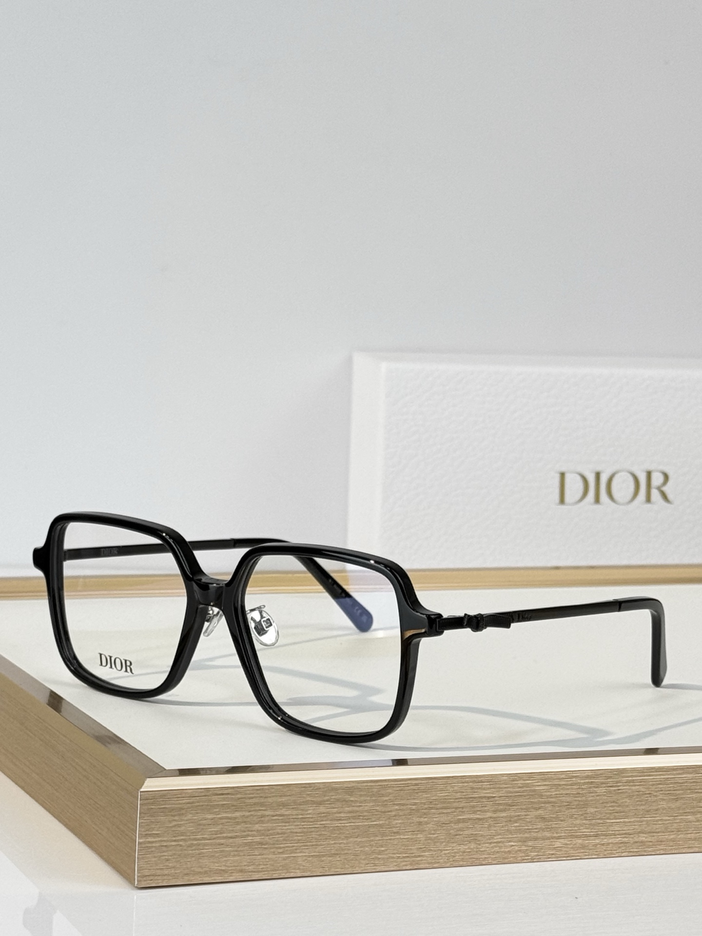 DIO* MOD：Dior Bow S1F SIZE：53口16-145  