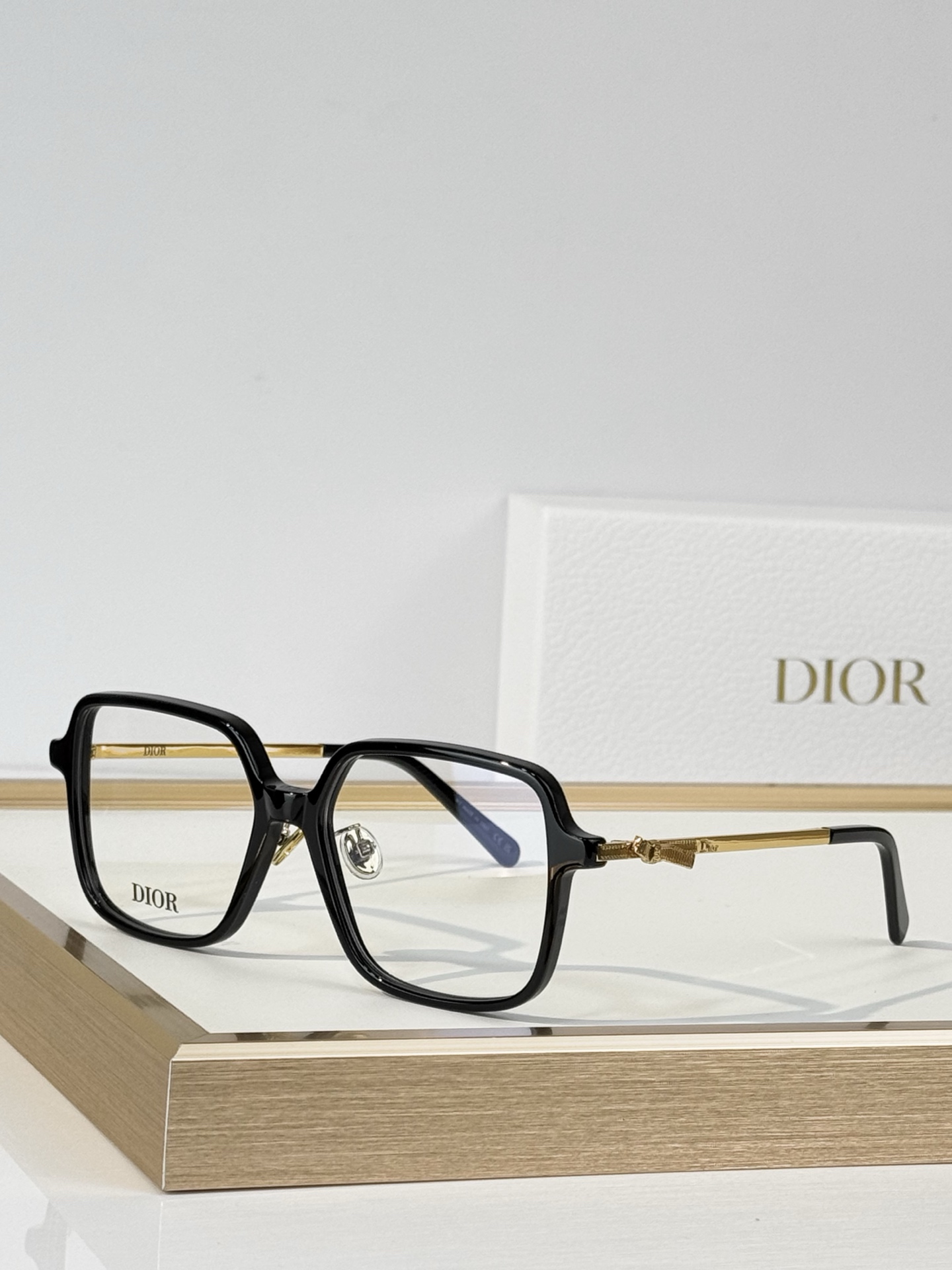 DIO* MOD：Dior Bow S1F SIZE：53口16-145  
