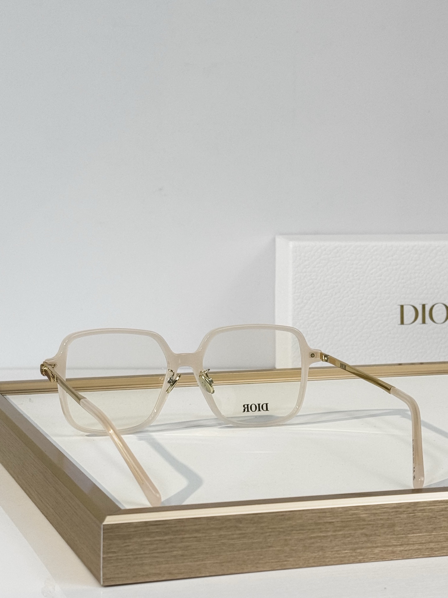 DIO* MOD：Dior Bow S1F SIZE：53口16-145  